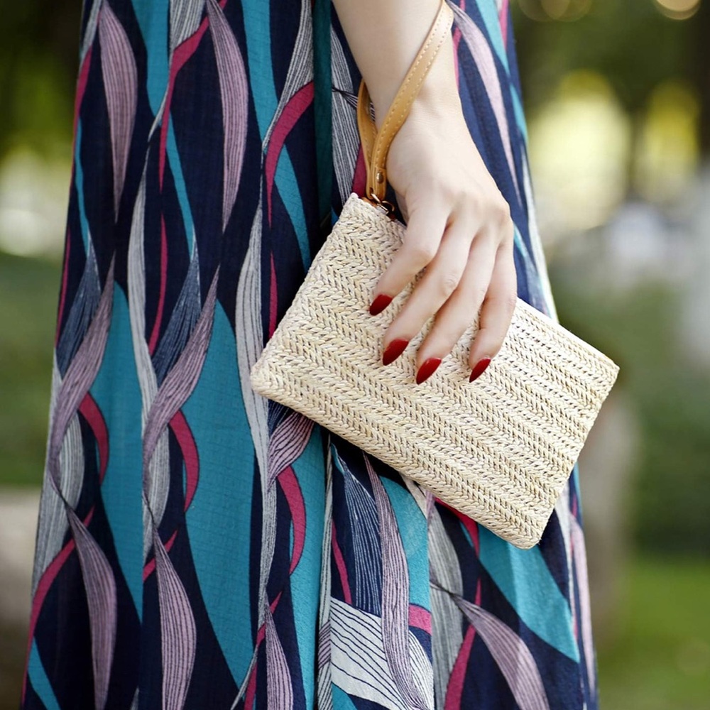 Chic Cream and White Clutch Wristlet